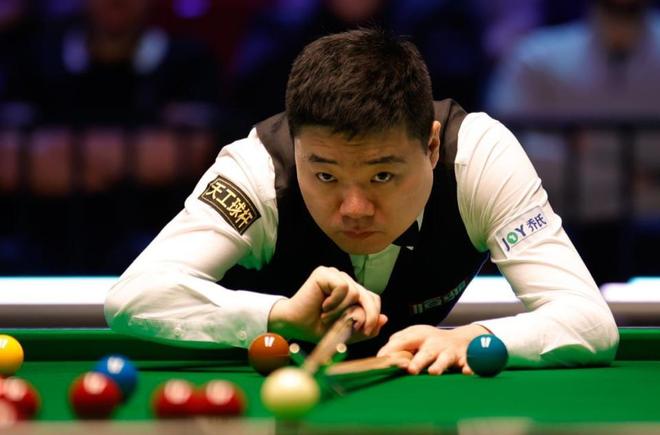 遵纪守法 遵纪守法