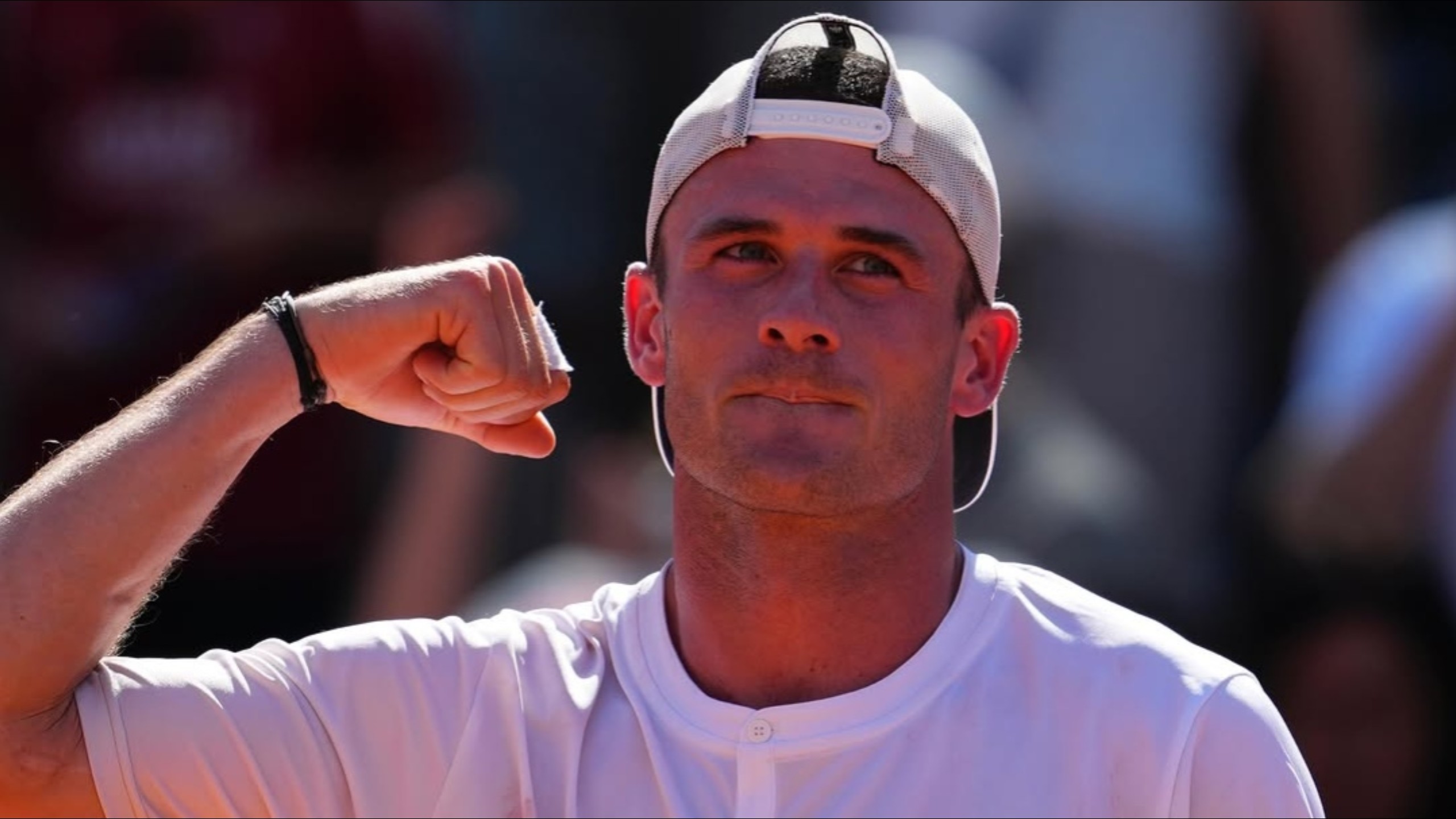 场比以往更 场比以往更