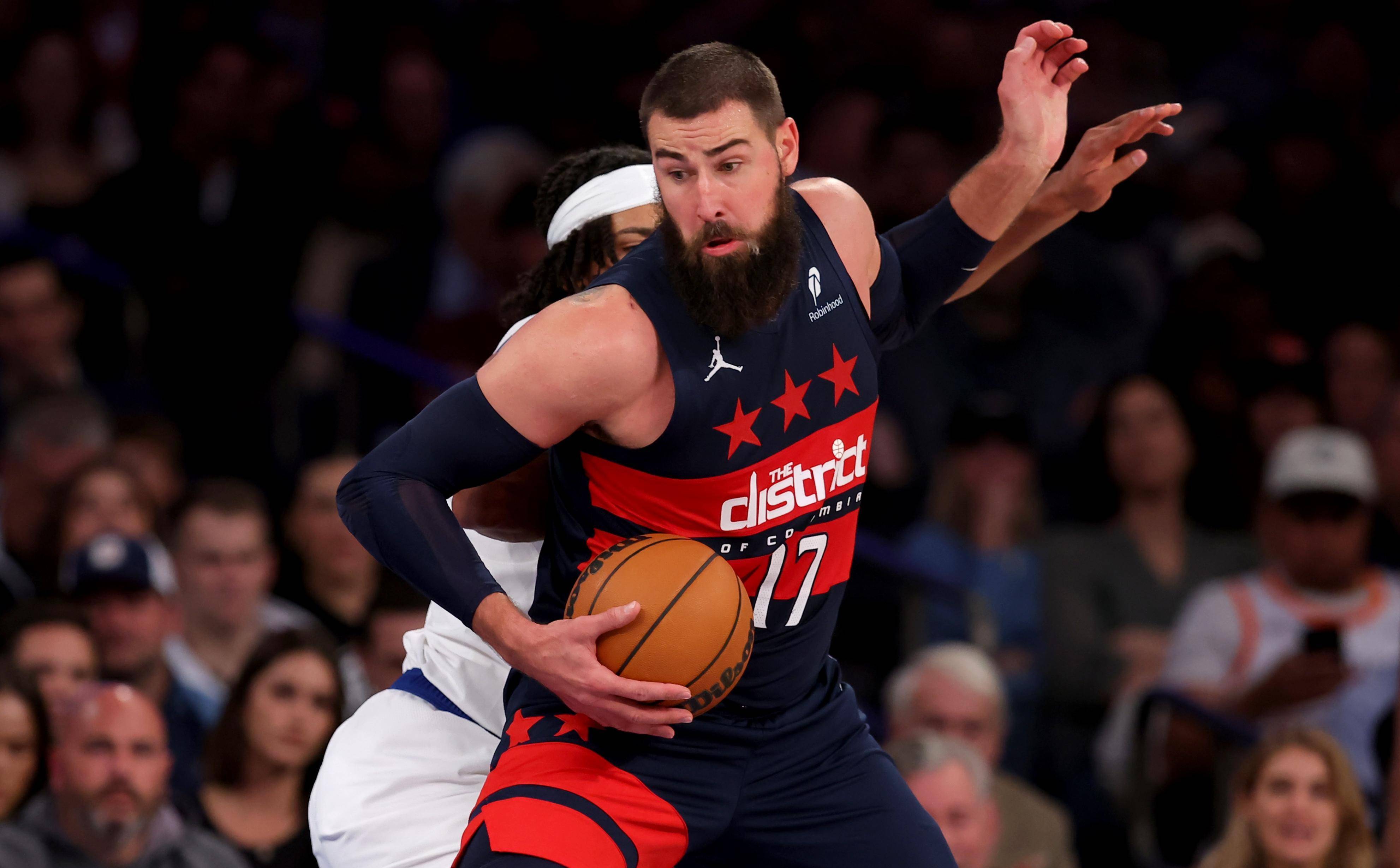 涌入场馆 涌入场馆