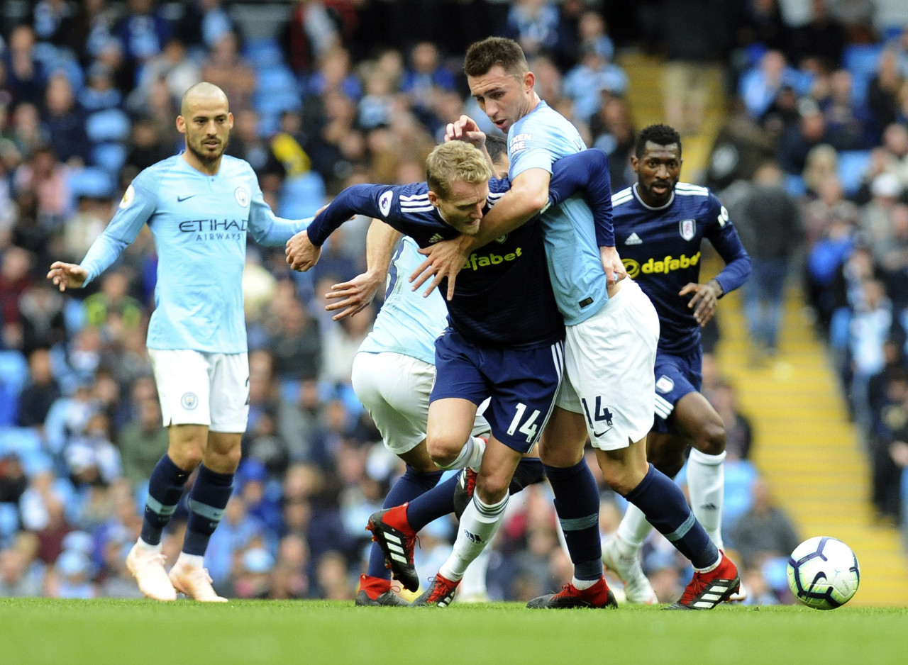 据关键位置 据关键位置